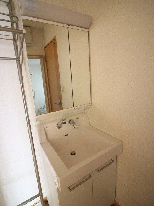 物件内観写真10　(洗面)