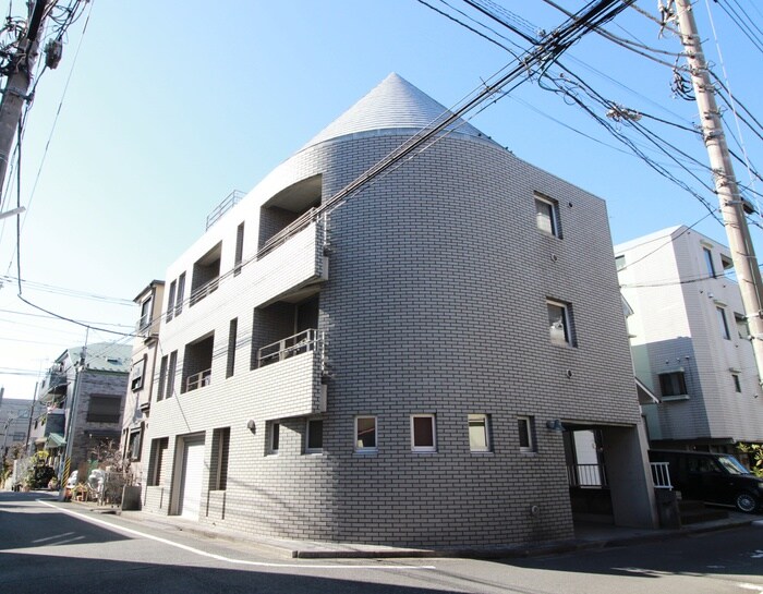ＩＬ　ＴＲＵＬＬＯの物件外観写真