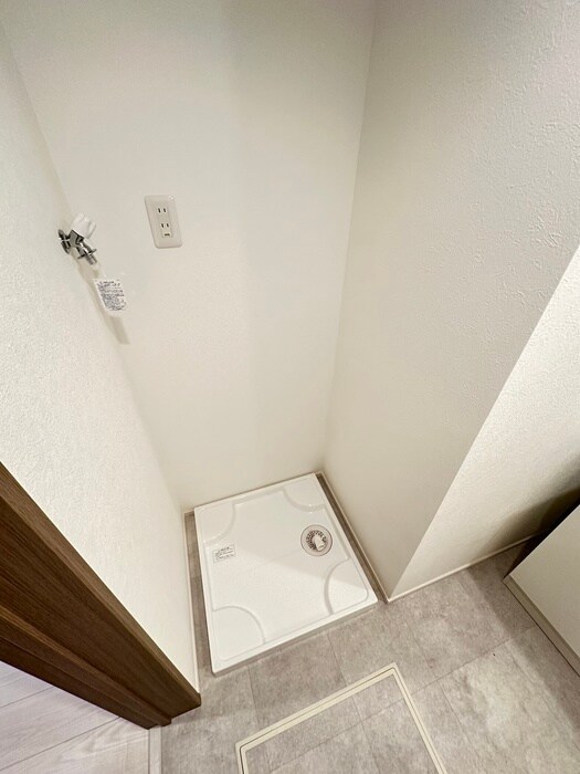 物件内観写真14　(洗濯機置場)