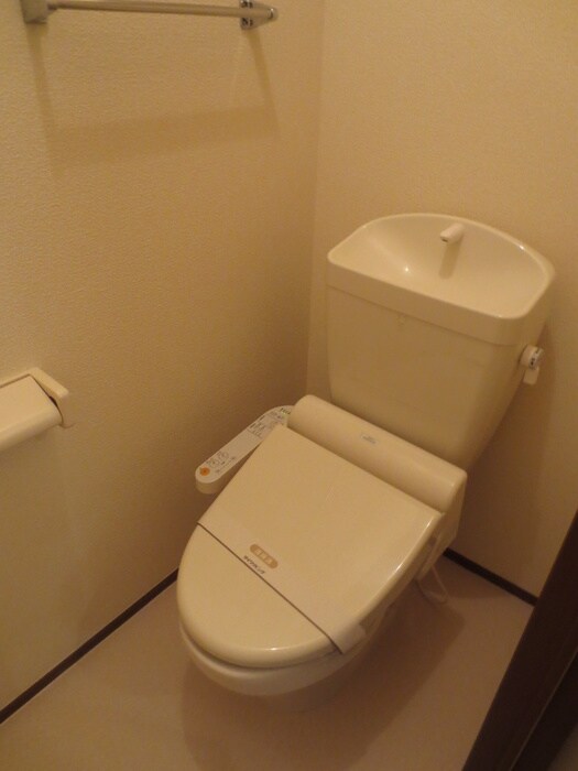 物件内観写真10　(トイレ)