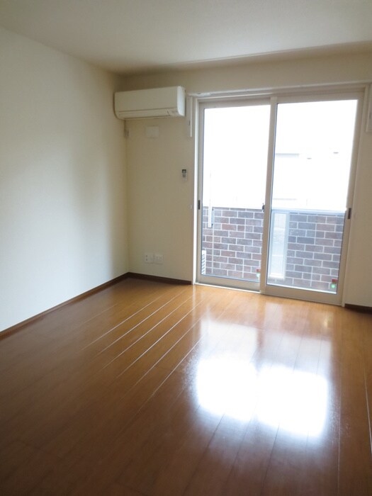 物件内観写真11　(居室)