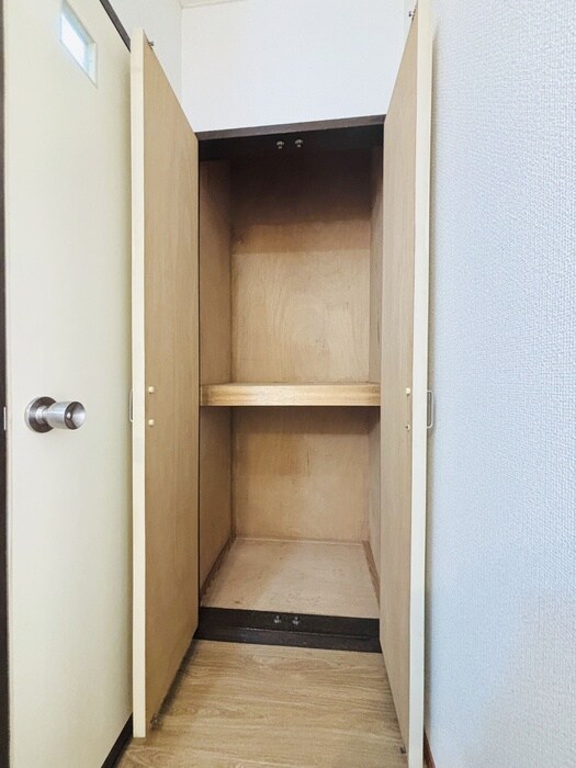 物件内観写真22　(収納)