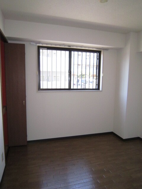 物件内観写真11　(居室)