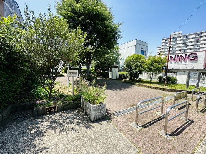 物件外観写真5　(周辺環境)