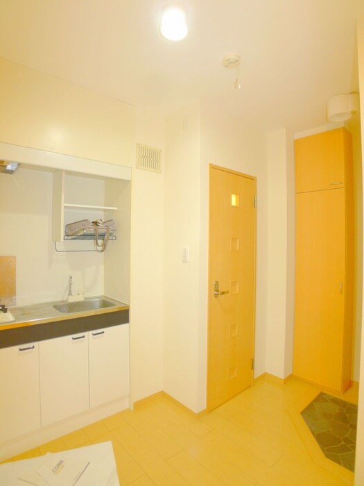 物件内観写真16　(廊下)