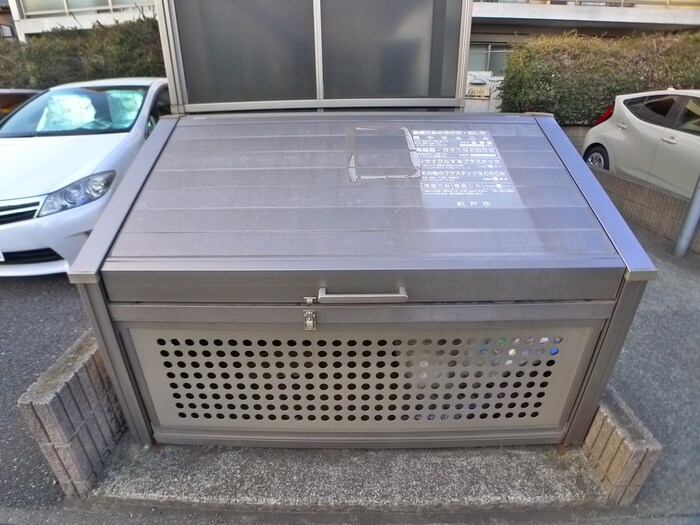 物件外観写真6　(建物設備)