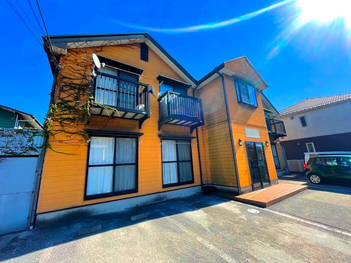 物件外観写真1　(外観写真)