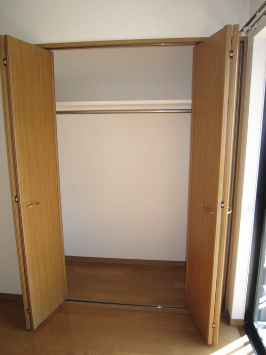 物件内観写真12　(収納)