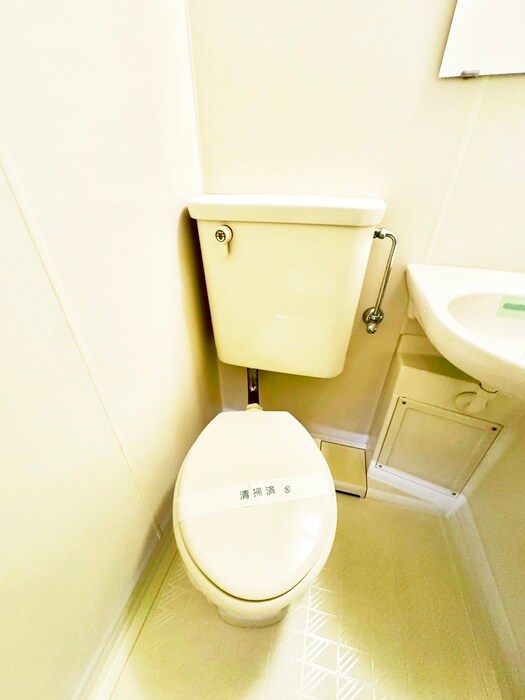 物件内観写真12　(トイレ)