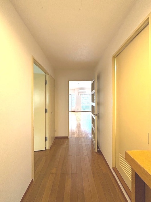 物件内観写真15　(廊下)