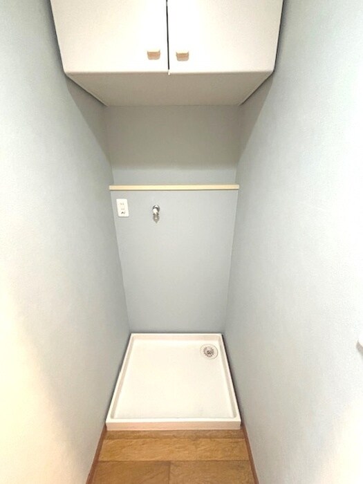 物件内観写真17　(洗濯機置場)