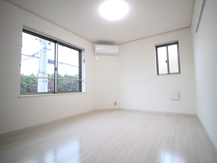 物件内観写真6　(居室)