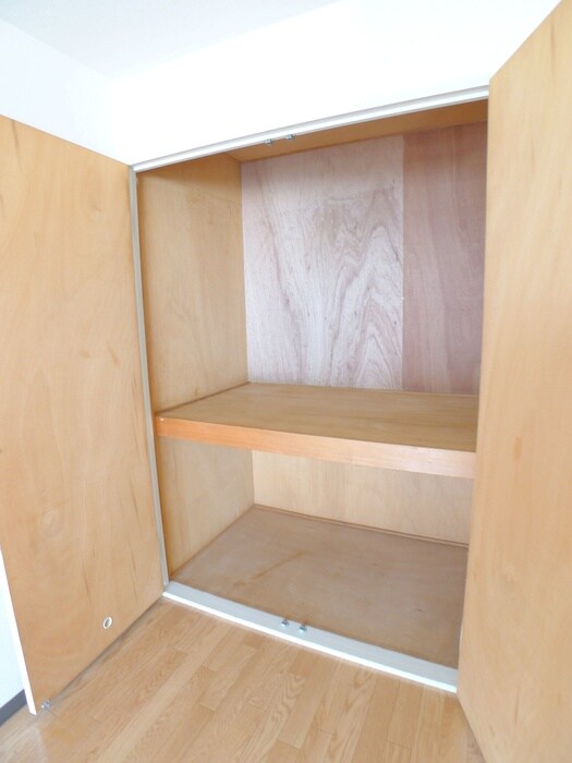 物件内観写真14　(収納)