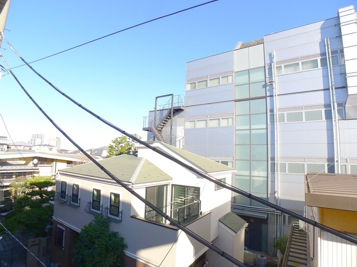 物件内観写真19　(室内からの展望)