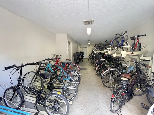駐輪場