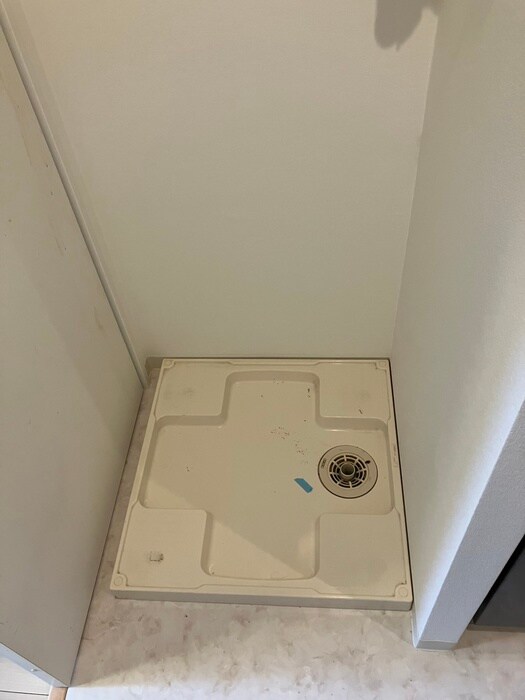 物件内観写真20　(洗濯機置場)