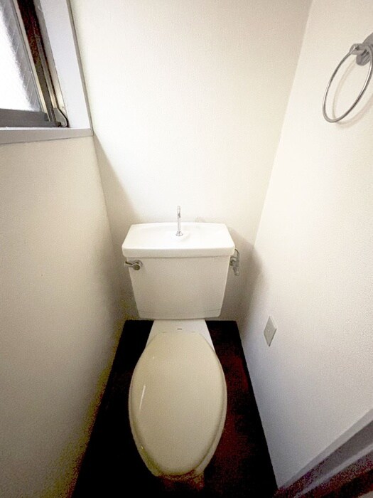 物件内観写真12　(トイレ)