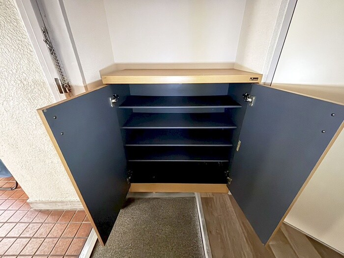 物件内観写真19　(靴箱)