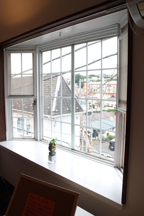 物件内観写真16　(室内からの展望)