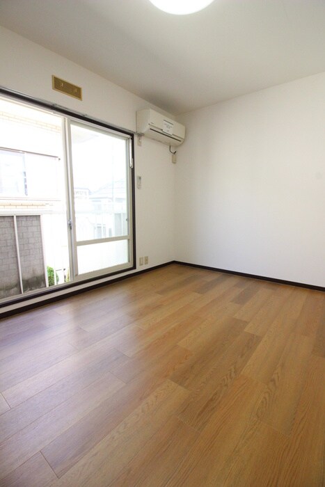 物件内観写真7　(収納)