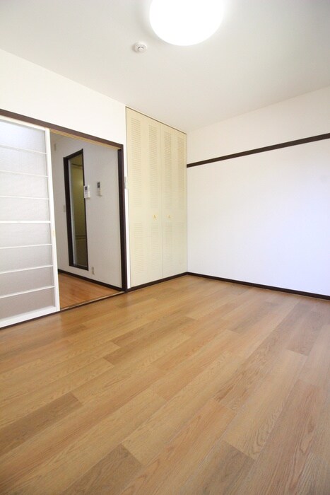 物件内観写真15　(室内からの展望)