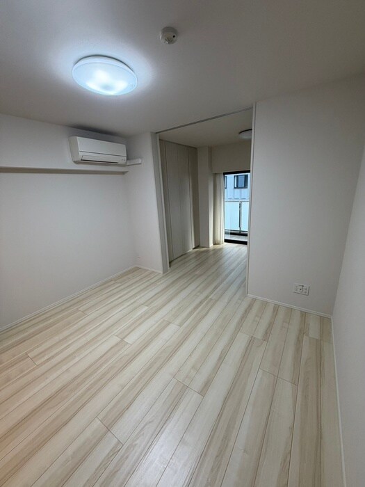 物件内観写真12　(居室)