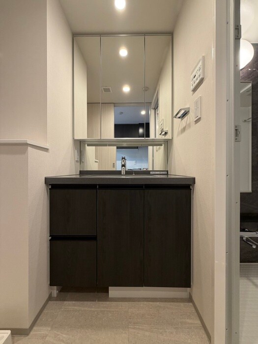 物件内観写真14　(洗面)