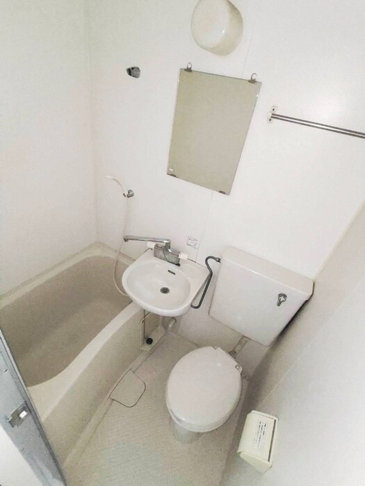 物件内観写真12　(バス／シャワールーム等)