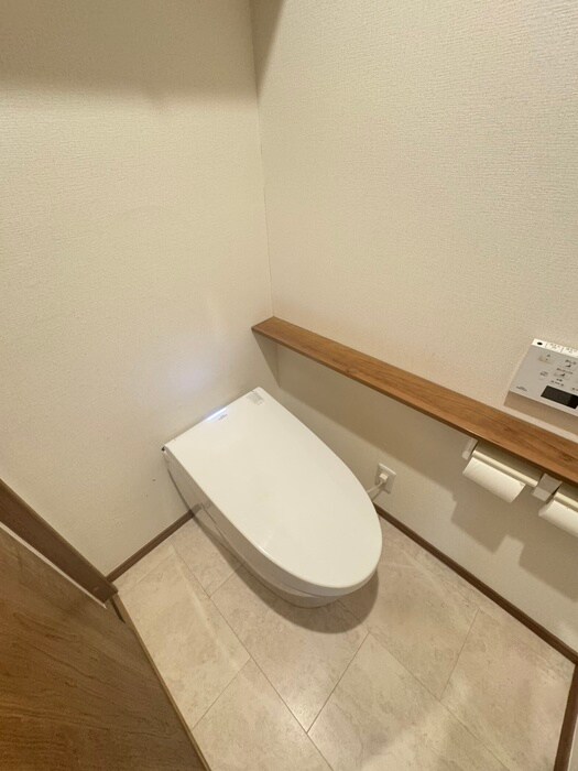 物件内観写真13　(トイレ)