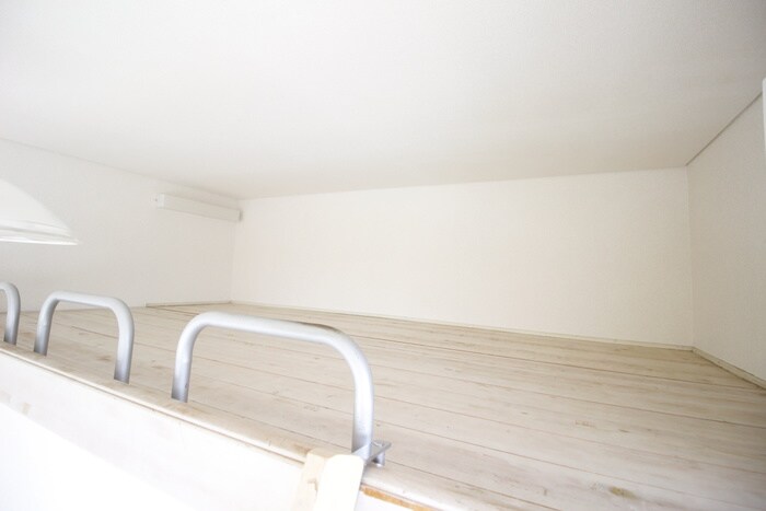物件内観写真8　(ロフト)