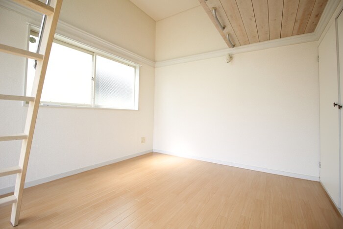 物件内観写真10　(居室)