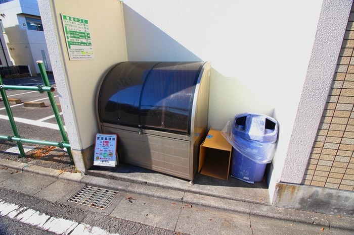 物件外観写真6　(建物設備)