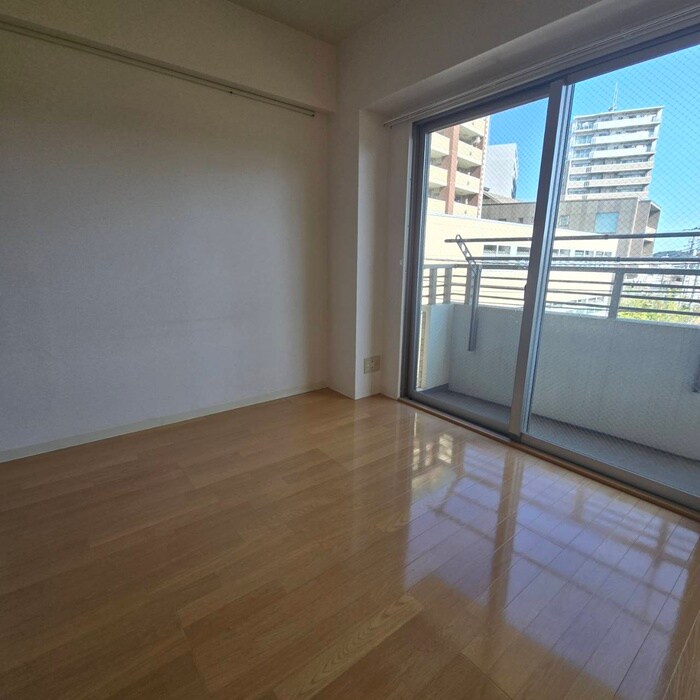 物件内観写真13　(居室)