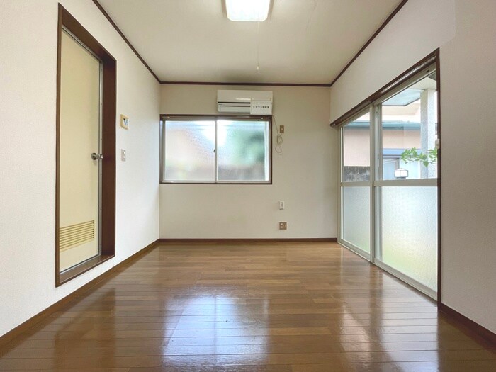 物件内観写真14　(居室)