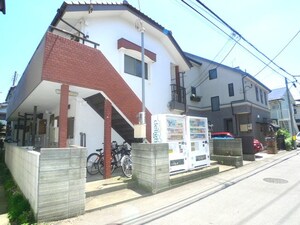 新明ハイム外観写真