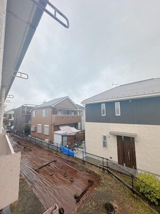 物件内観写真15　(室内からの展望)