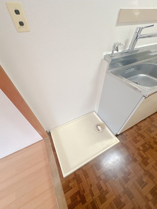 物件内観写真22　(洗濯機置場)