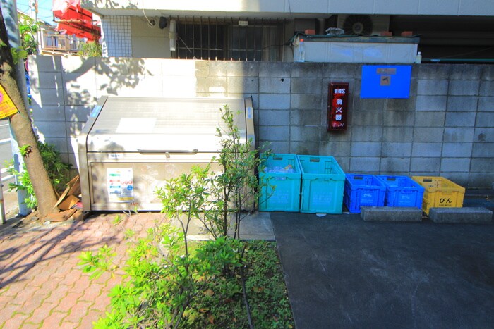 物件外観写真6　(建物設備)