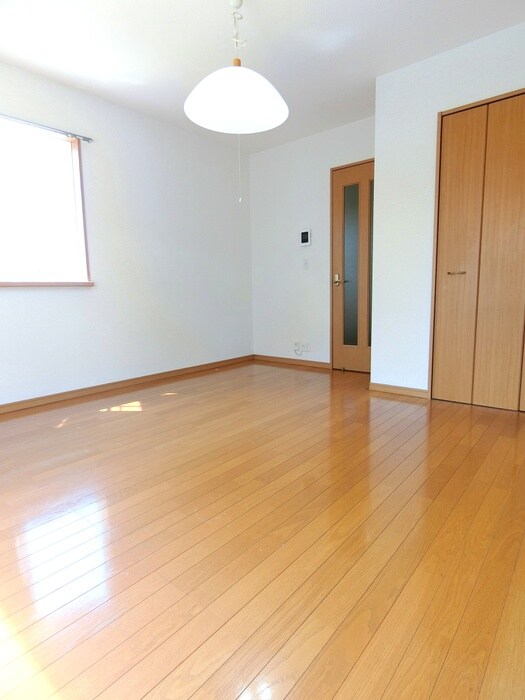 物件内観写真5　(居室)