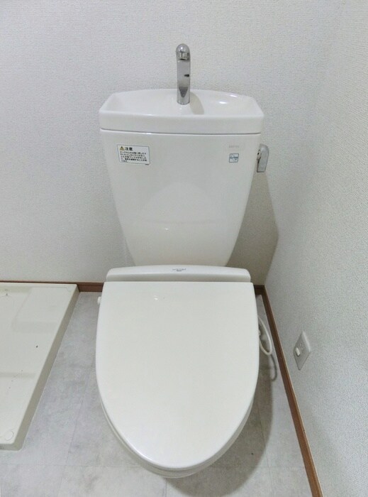 物件内観写真10　(トイレ)