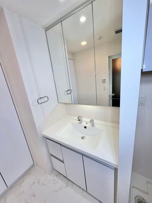 物件内観写真10　(洗面)