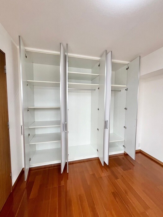 物件内観写真13　(収納)