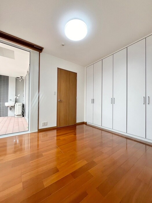 物件内観写真19　(居室)