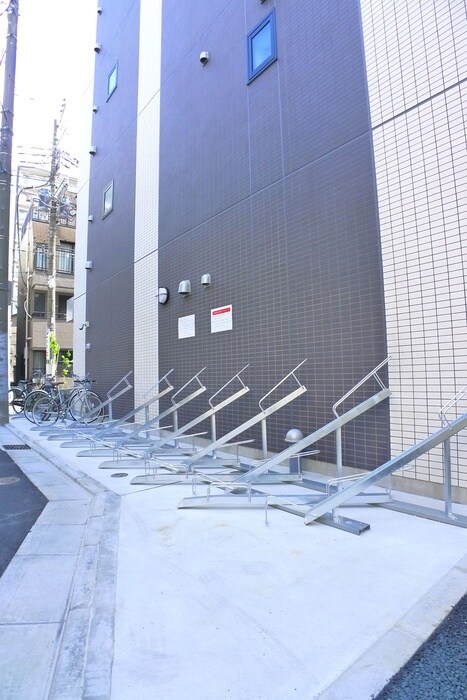 物件外観写真5　(駐輪場)