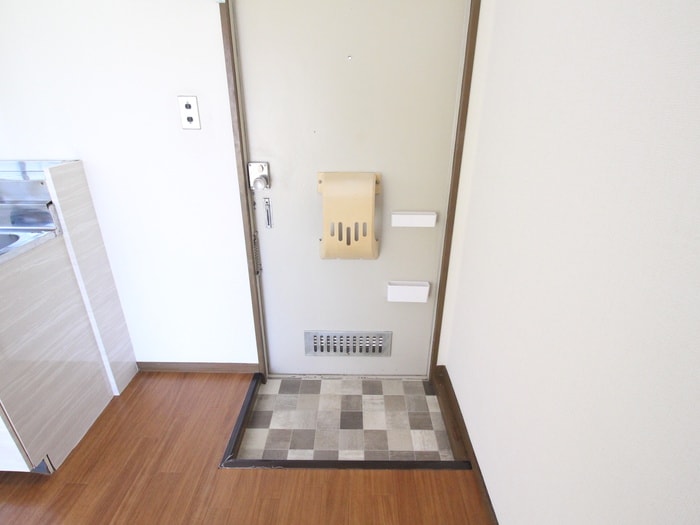物件内観写真14　(玄関)