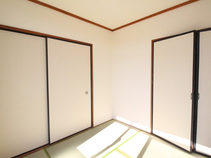 物件内観写真16　(居室)