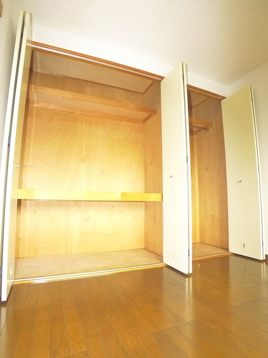 物件内観写真11　(収納)