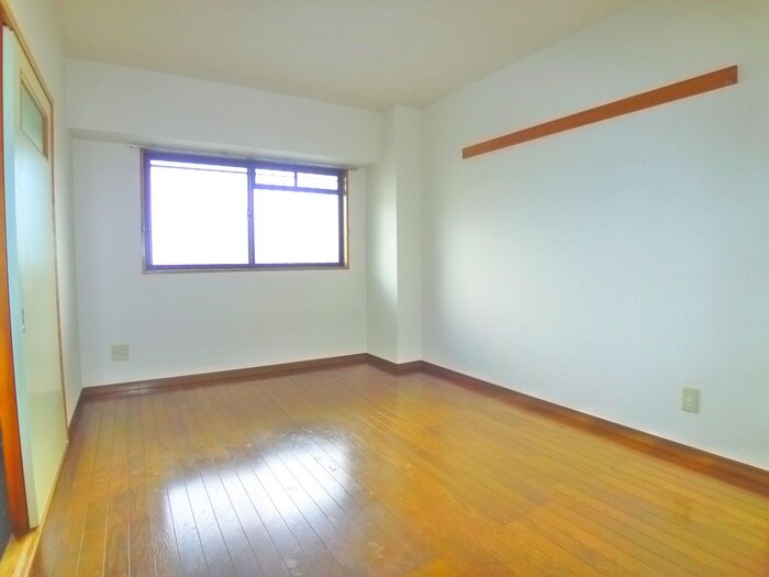 物件内観写真12　(居室)