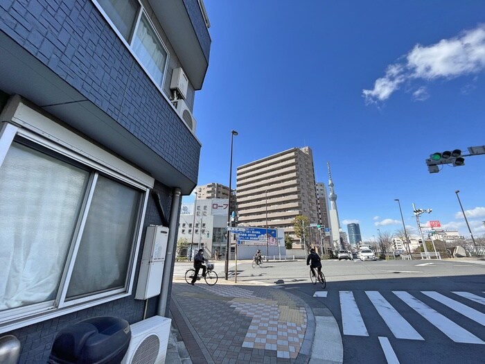 物件外観写真6　(周辺環境)