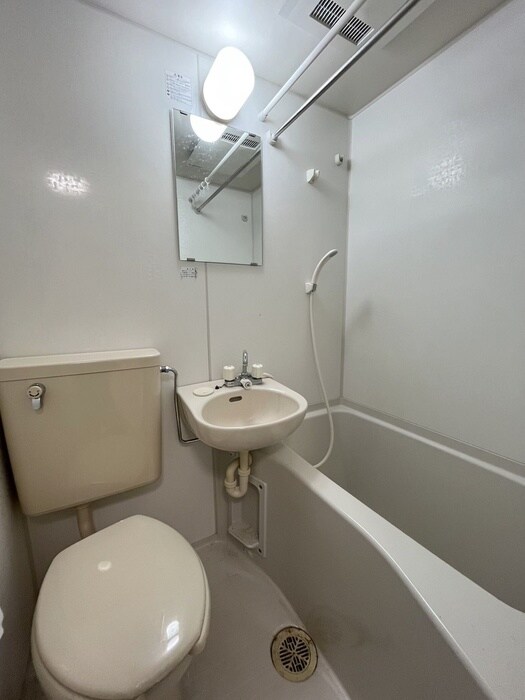 物件内観写真12　(バス／シャワールーム等)